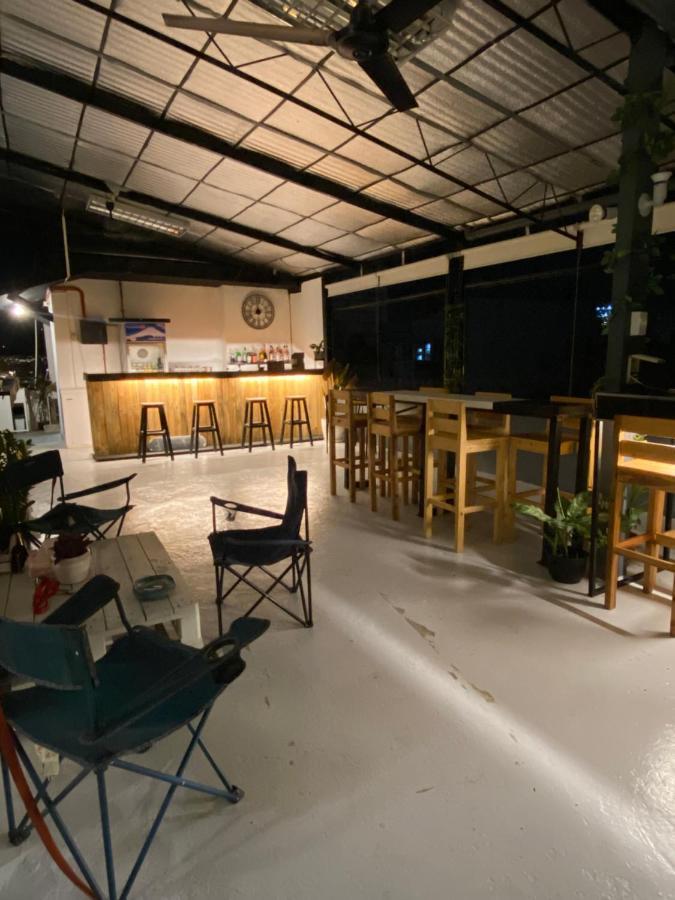 Lime Lite Manila Hostel Μακάτι Εξωτερικό φωτογραφία