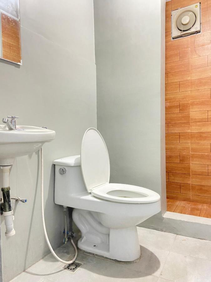 Lime Lite Manila Hostel Μακάτι Εξωτερικό φωτογραφία