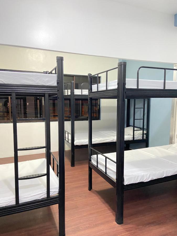 Lime Lite Manila Hostel Μακάτι Εξωτερικό φωτογραφία